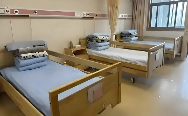 愚者王座